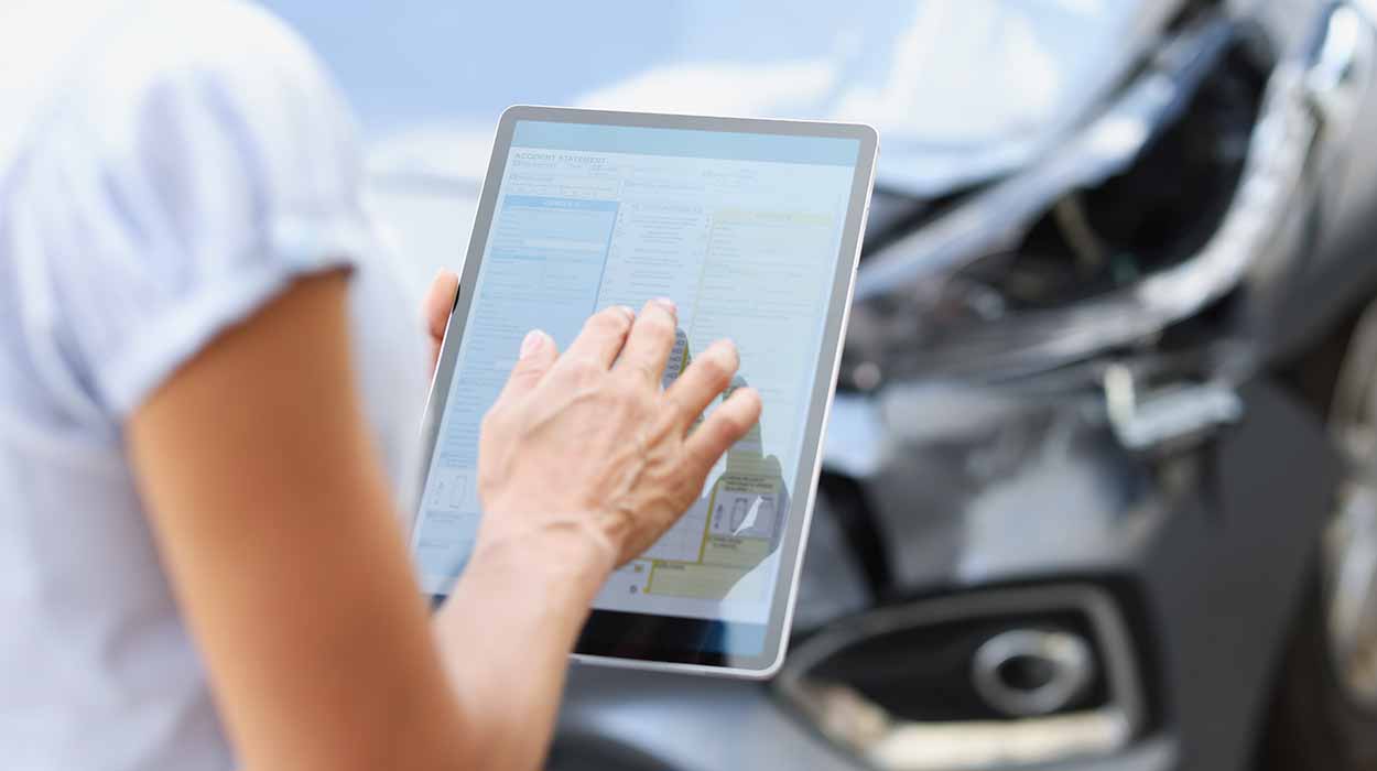 Insurance claims coordination at Phil Long Collision Center